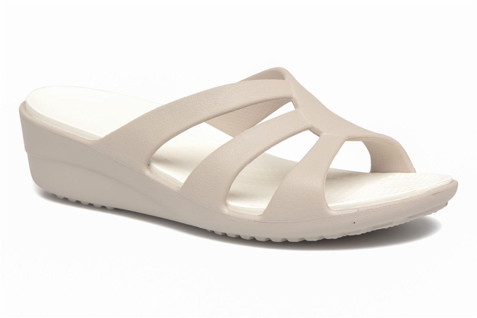 Crocs Sanrah Strappy Wedge (Gris) - Mules et sabots chez Sarenza (312470) Crocs Sanrah Strappy Wedge (Gris) - Mules et sabots chez Sarenza (312470)